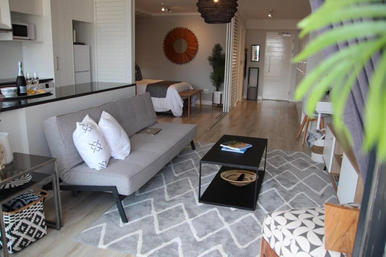 Apartment Mondaine Luxurious Spacious And Trendy