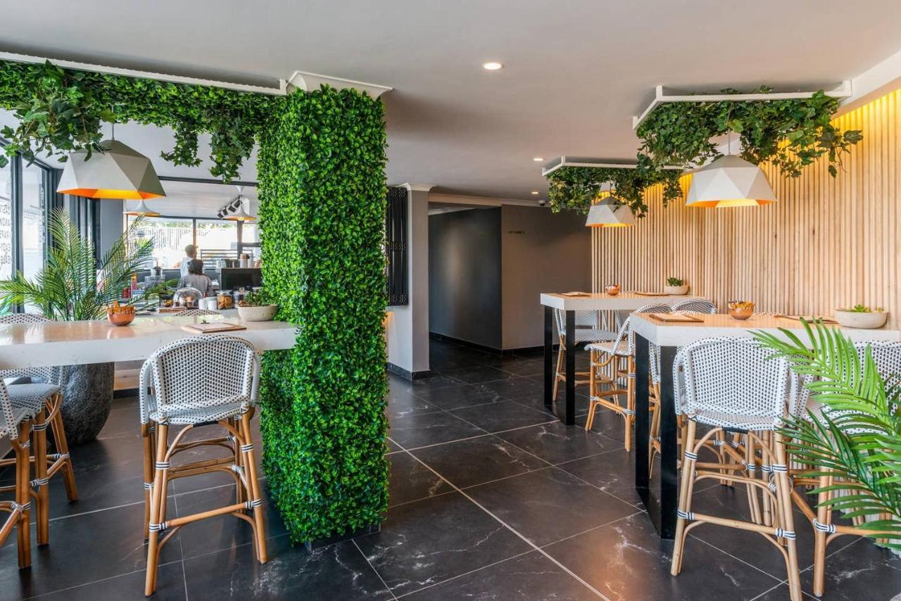 Mondaine Luxurious Spacious And Trendy * Cape Town