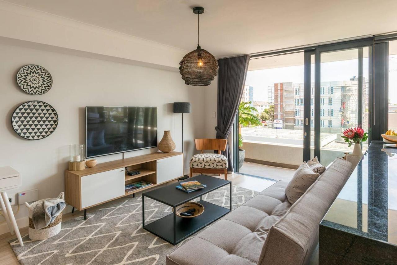 Mondaine Luxurious Spacious And Trendy * Cape Town